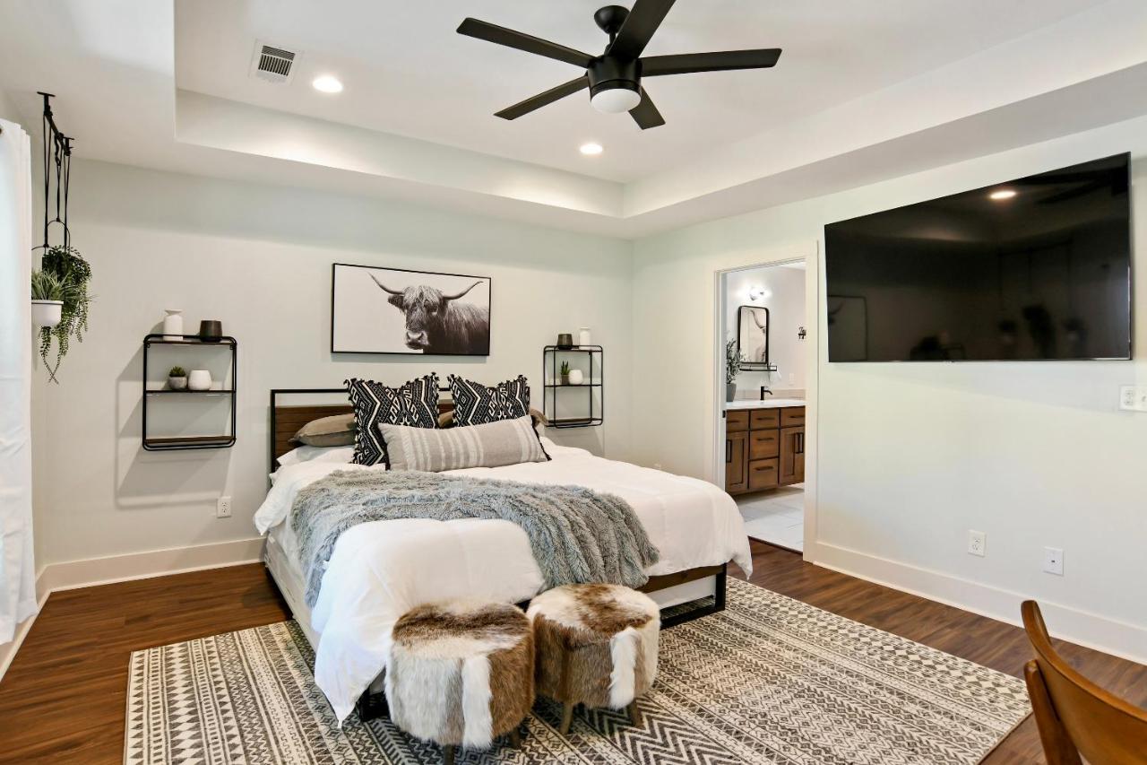 Sun Lit Modern Home With Good Vibes And Lots Of Coffee - Designedbydom Atlanta Extérieur photo